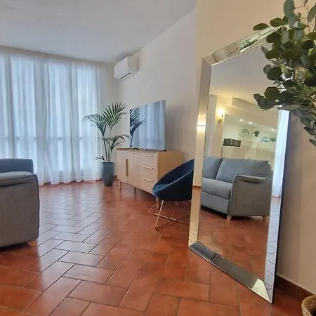 Apartman Ma Maison 3 *